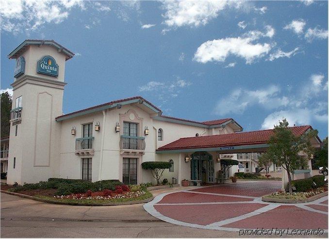 Baymont By Wyndham Longview Motel Exterior photo